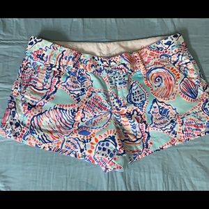 Lilly Walsh Short Size 8
